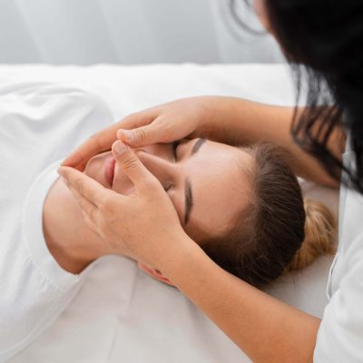 massage ayurvédique de la tête